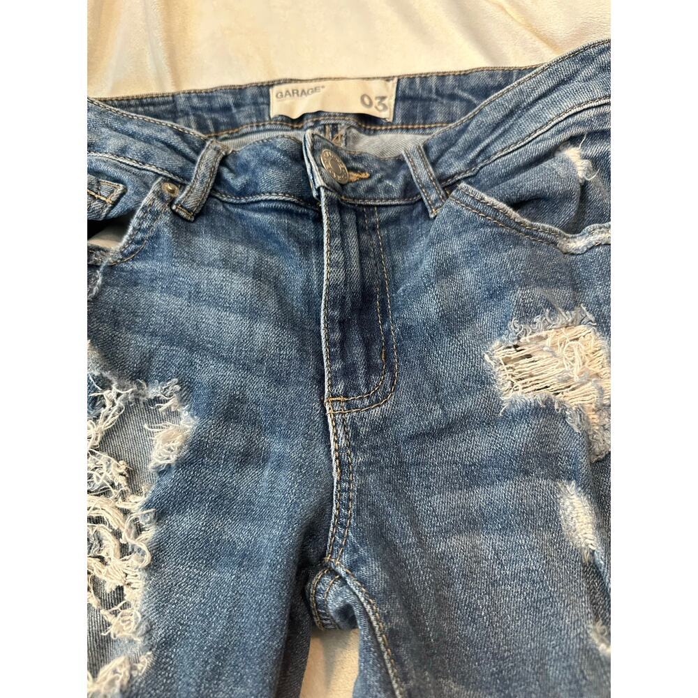 Size 3 Garage distressed jeans